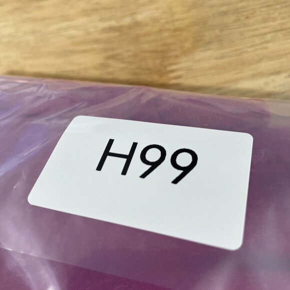 NEW Buffalo Women's M David Bitton Raspberry Long Sleeve V-Neck Cozy Top - Picture 7 of 7